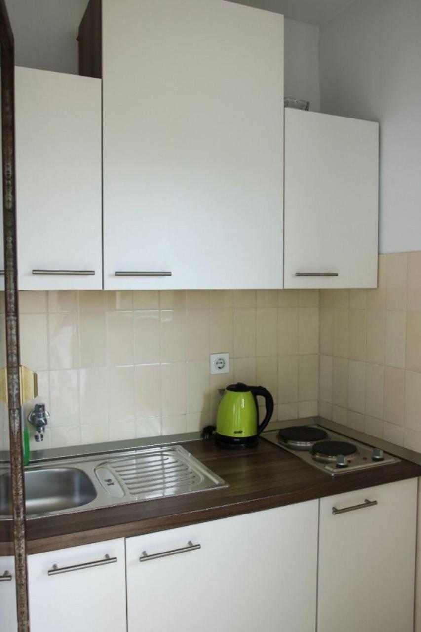 Apartments Zdravko - 150 M From Sandy Beach Duce Exterior photo