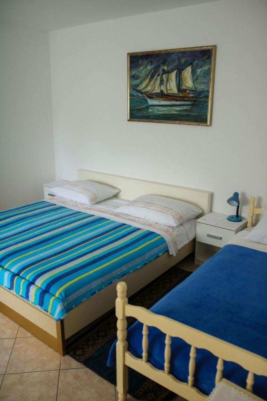 Apartments Zdravko - 150 M From Sandy Beach Duce Exterior photo