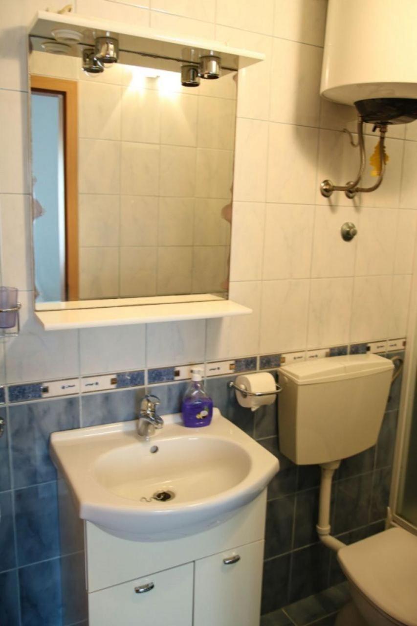 Apartments Zdravko - 150 M From Sandy Beach Duce Exterior photo